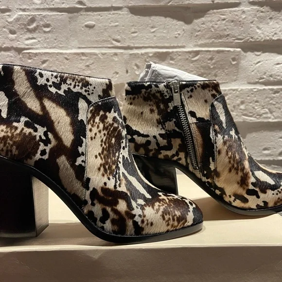 NEW Loeffler Randall Calf Hair Ankle Boots 8 - Picture 5 of 16